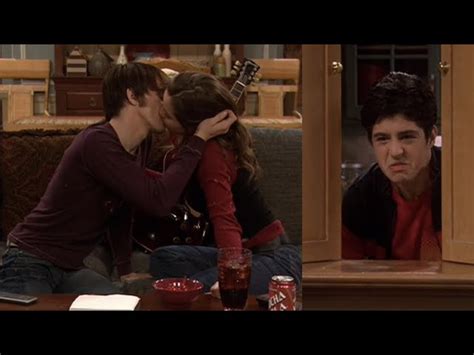 drake and josh the bet|drake and josh kiss cartoon.